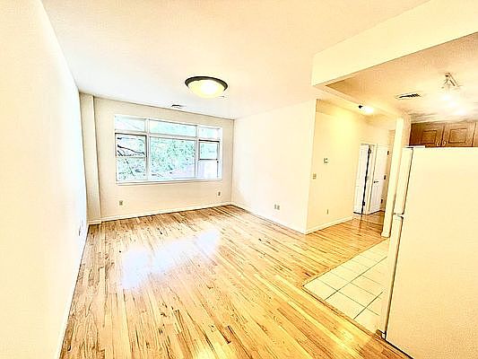 2nd image of 608 President St APT 2B