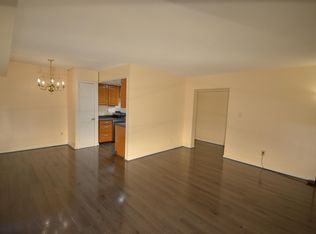 11633 Stoneview Sq UNIT 81/2B, Reston, VA 20191