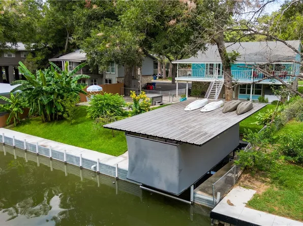 429 Laguna Vis, Seguin, TX 78155