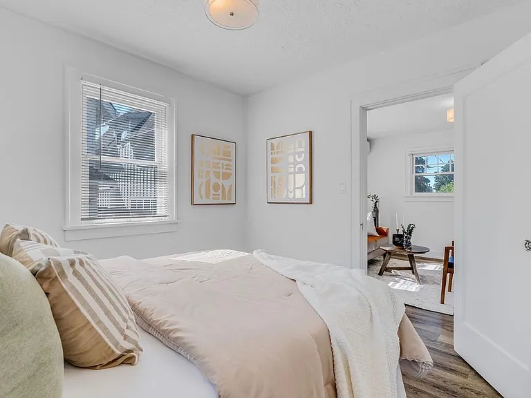 26 N Morgan St — Photo 11