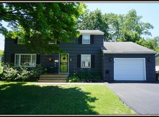 795 Mohawk St, Lewiston, NY 14092