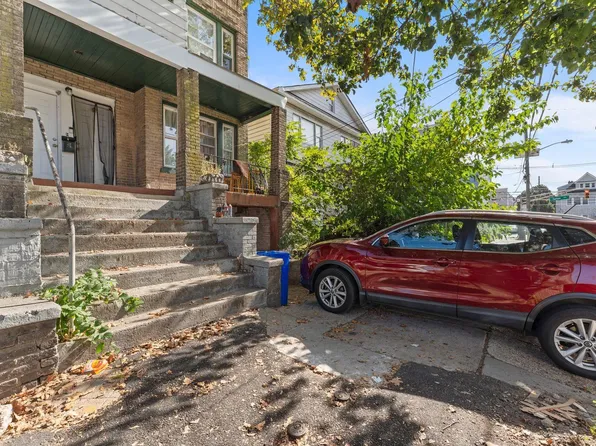 14 Stegman Street image 1 of 9