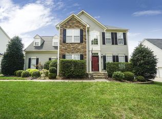 6610 Olmsford Dr, Huntersville, NC 28078