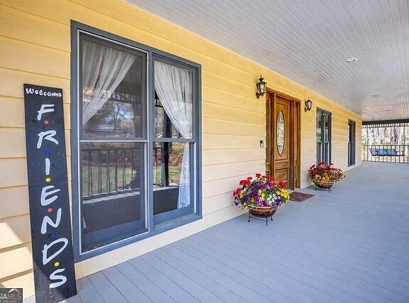 2nd image of 2720 Bay Ridge Dr