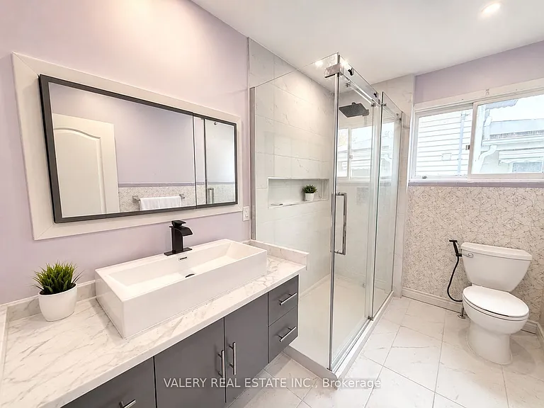 1102 Langlois Ave — Photo 15