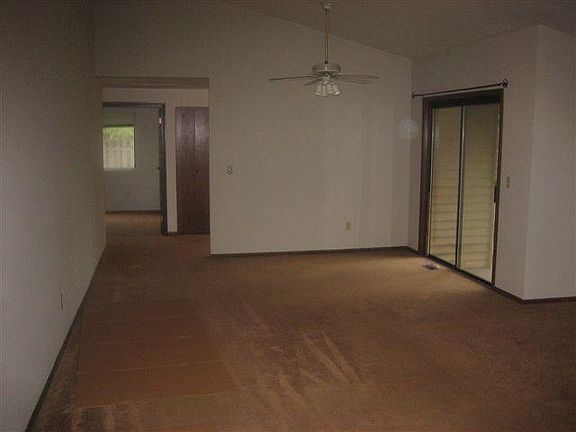 4th image of 9723 Onyx Dr SW