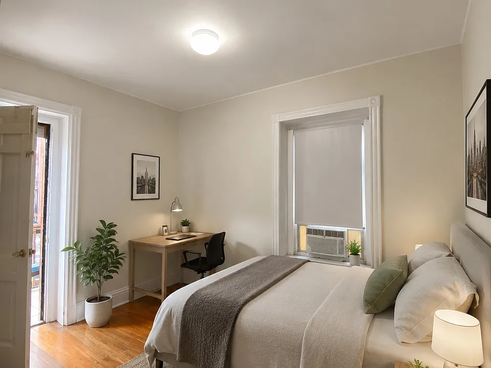 1591 Beacon St #4