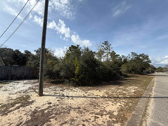 3rd image of 5200 Medina Rd
