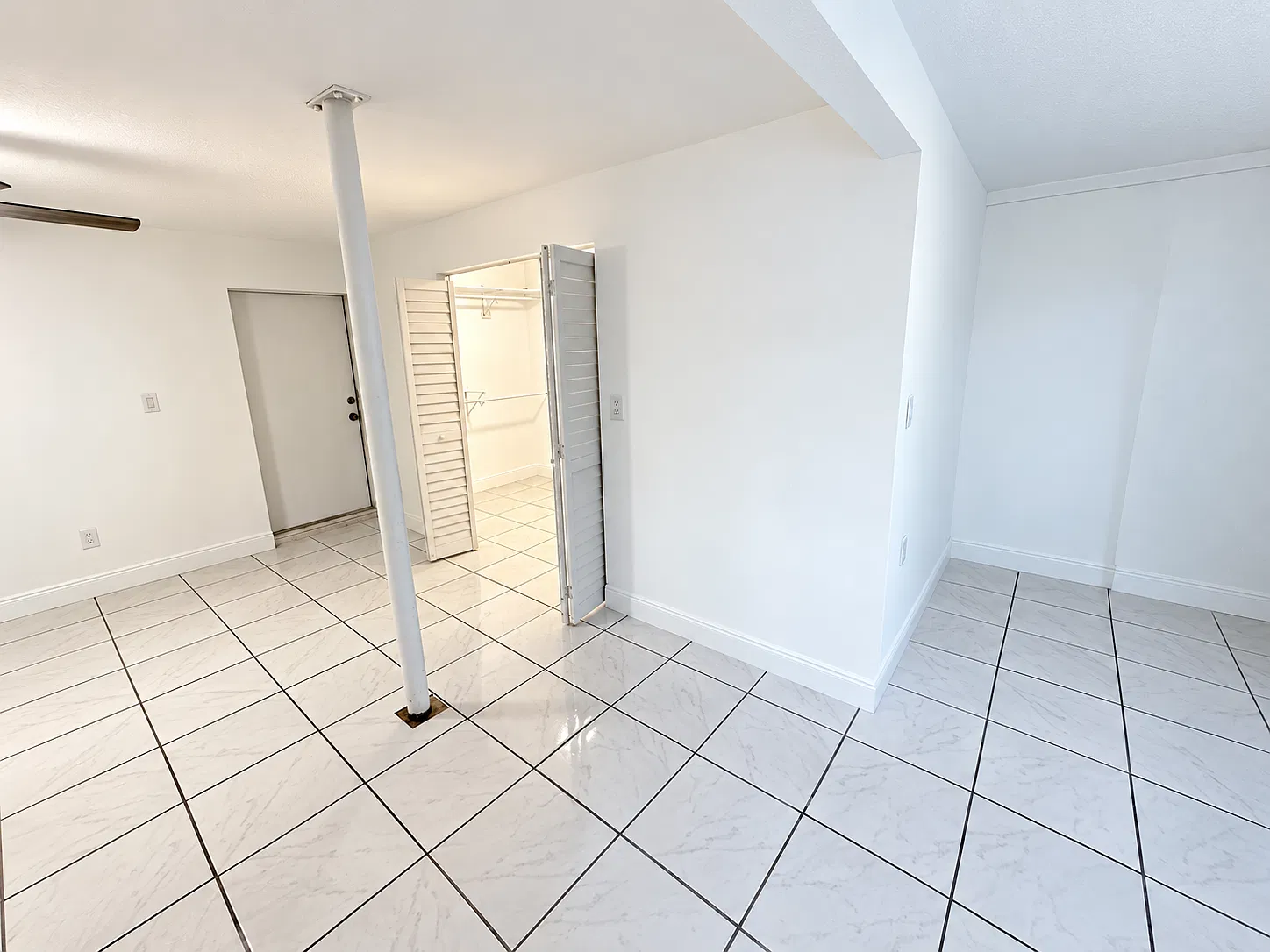 1 bed, 490 sqft, $1,900 — Photo 2