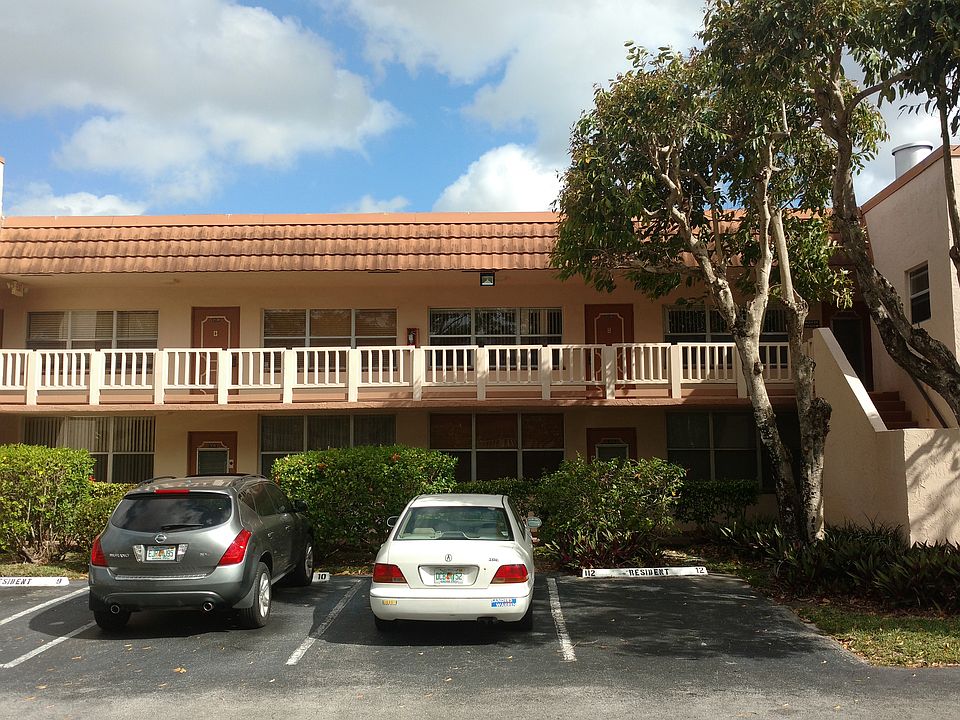 2nd image of 9121 Sunrise Lakes Blvd APT 209