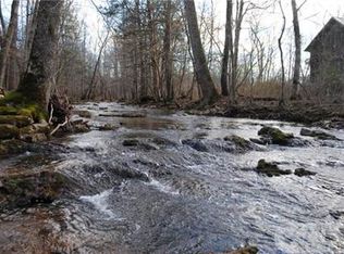 3415 Bowker Rd, Charlotte, TN 37036