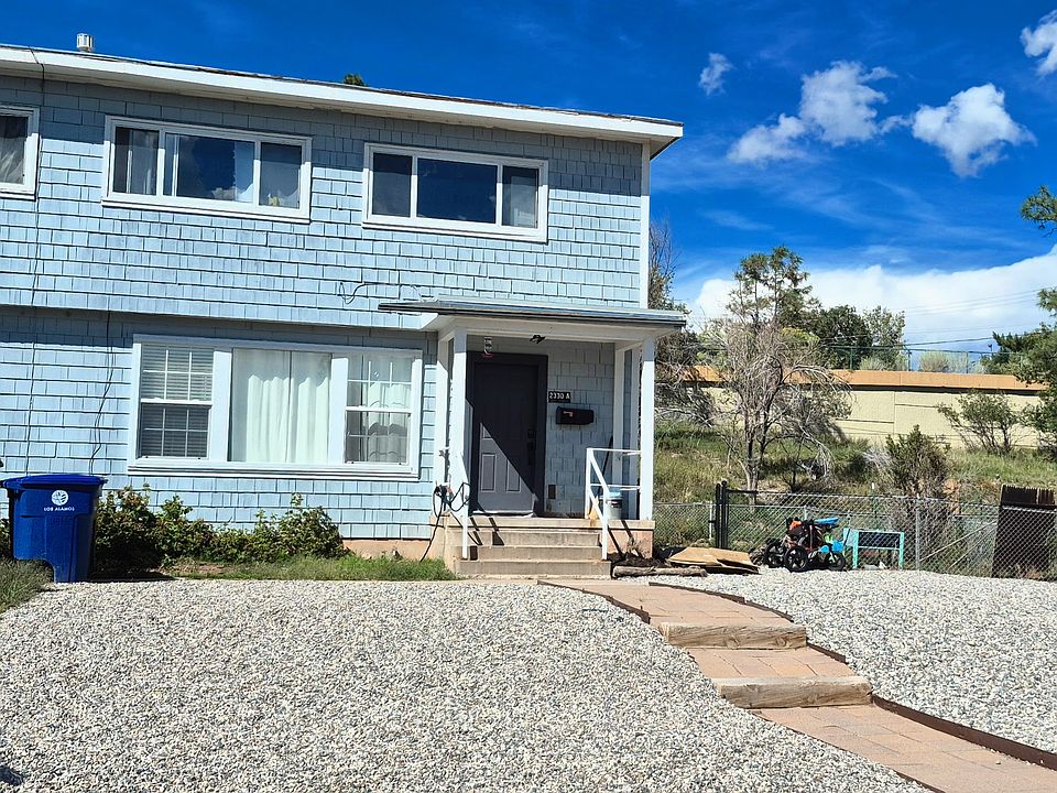 Low maintenance front yard