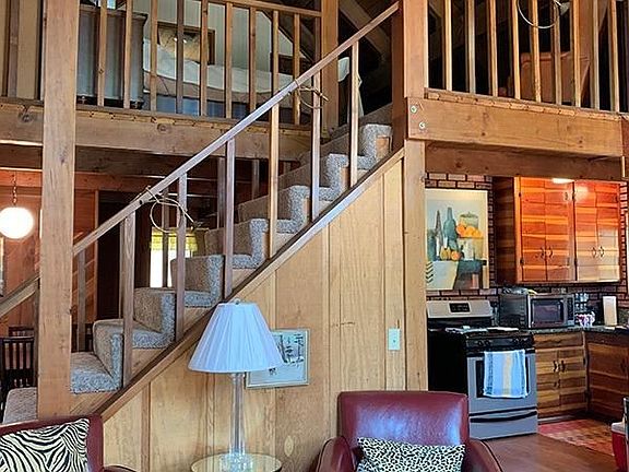 5th image of 25242 Deborah Dr