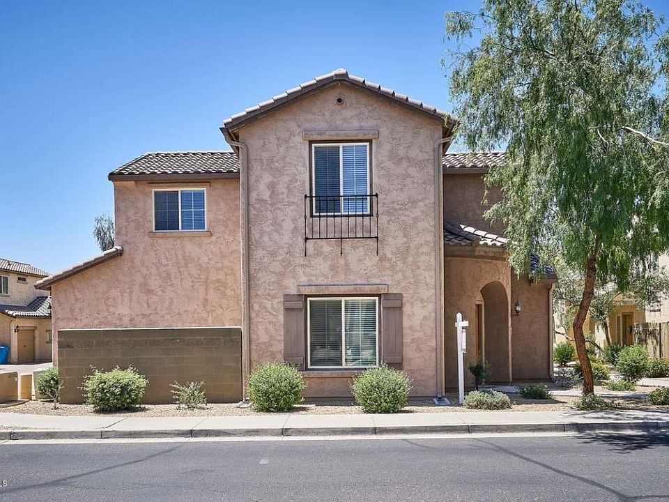 1st image of 3947 E Cat Balue Dr