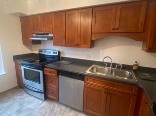 2555 E Maple Rd APT 4, Birmingham, MI 48009