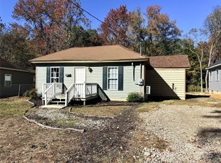 25 Magnolia St, York, SC 29745