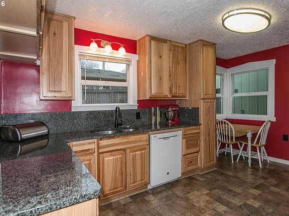 4th image of 1205 W 25th St