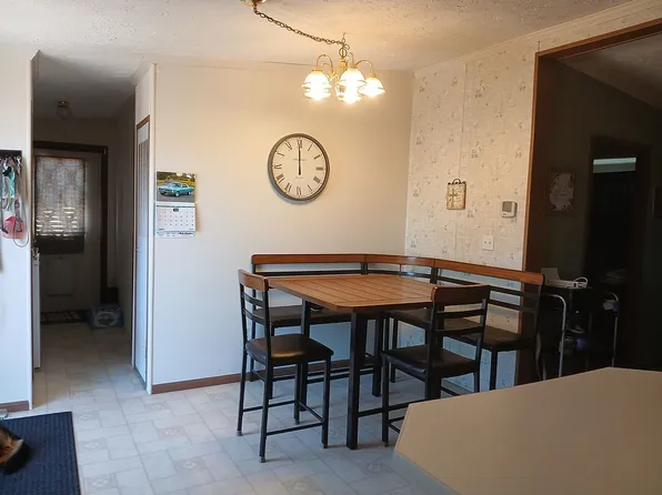 17294 Oak Tree Ln, Campbell, MO 63933