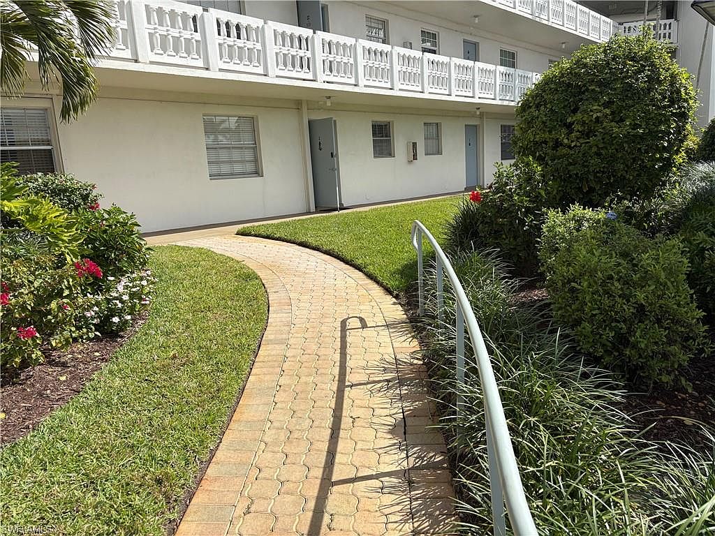 315 Saint Andrews BLVD #A2
