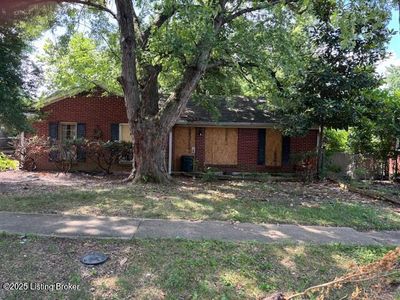 8907 Lantana Dr, Louisville, KY, 40229