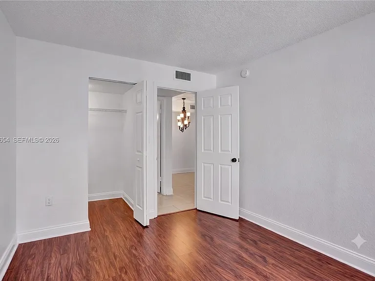 4205 N University Dr #303 — Photo 7