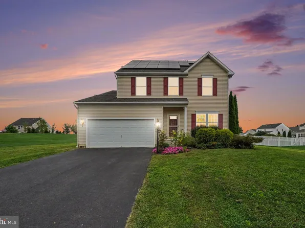 217 Berkshire Dr, Carlisle, PA 17015