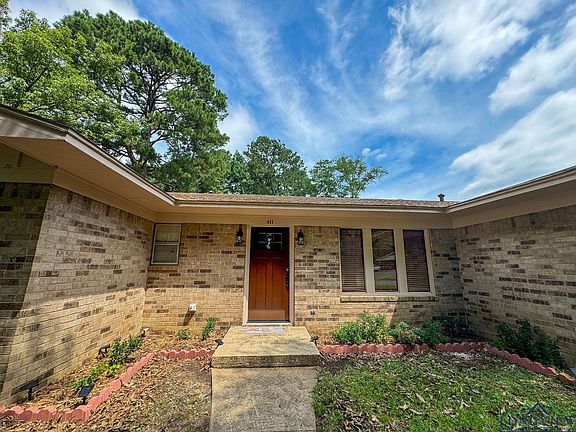 3rd image of 411 Spearman Dr