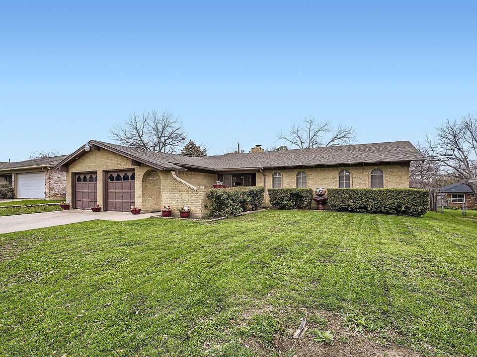 1st image of 1304 Cameo Dr