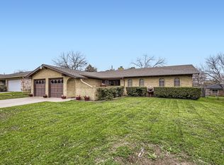1304 Cameo Dr, Fort Worth, TX 76134