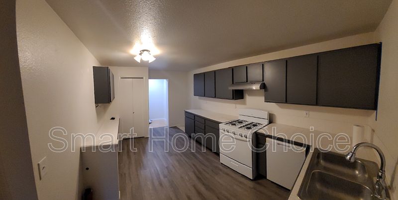 1st image of 1302 E 40th St Unit 8