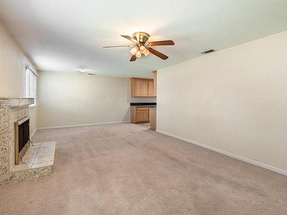 3rd image of 1235 Palm Ave
