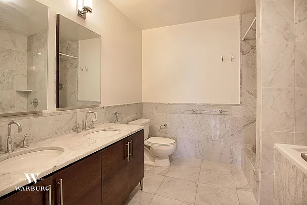 Rented by Warburg | media 22