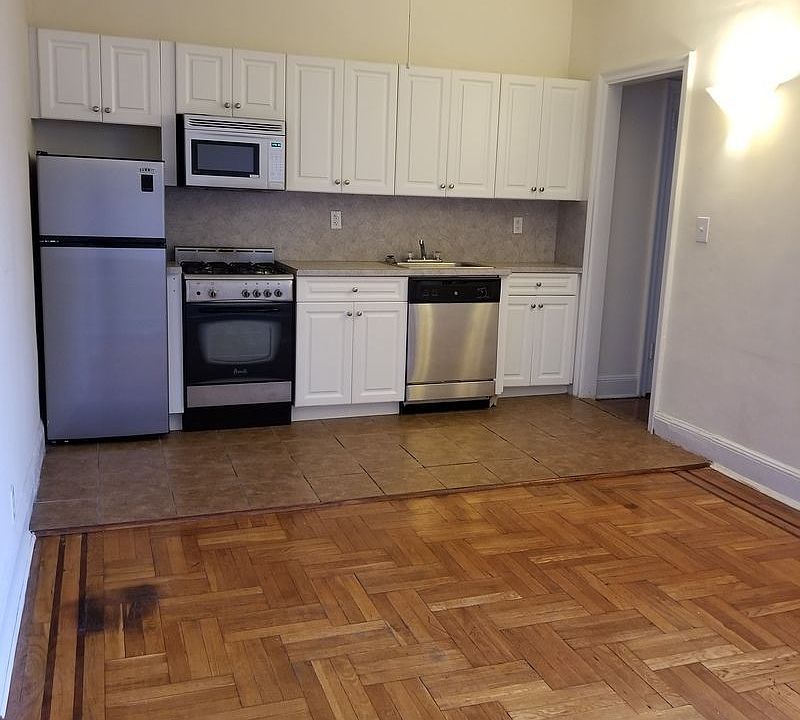 1st image of 4307 42nd St APT 3H