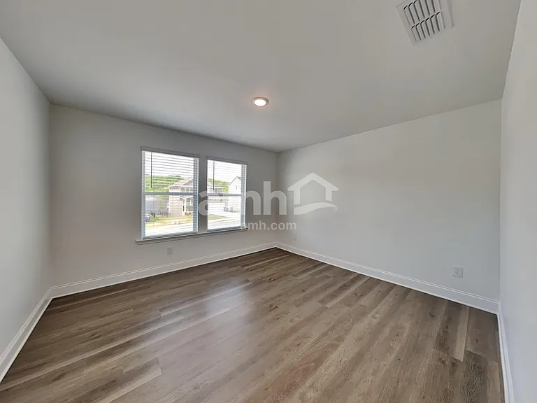 1344 Soapstone Rd — Photo 28