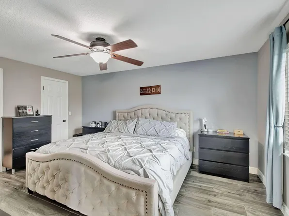 129 Barcelona Drive, Royal Palm Beach, FL 33411