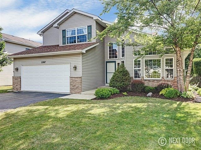 1st image of 2207 Falcon Dr