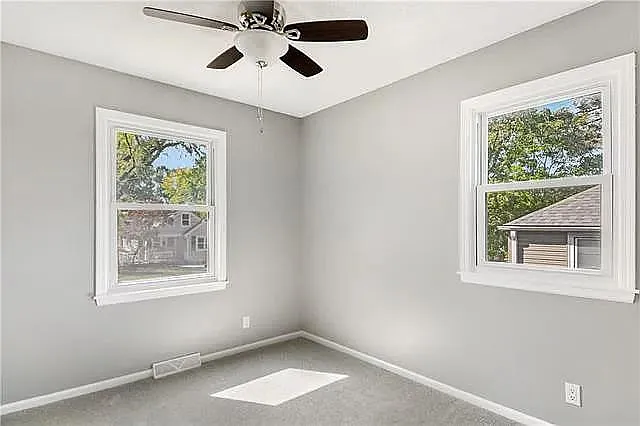 4110 W 47th Ter — Photo 14