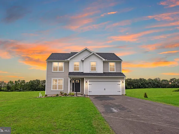 184 Saffron Blvd, Centre Hall, PA 16828
