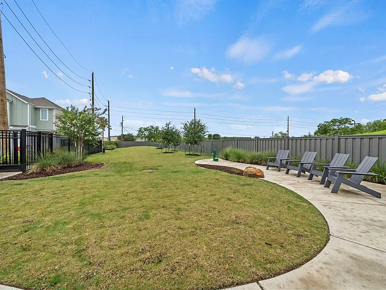 602 Sandy Bay Ln — Photo 44