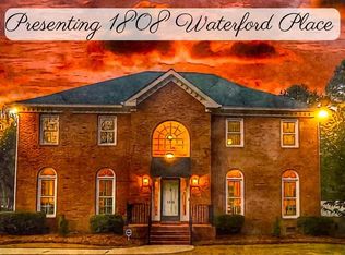 1808 Waterford Pl, Dalton, GA 30720