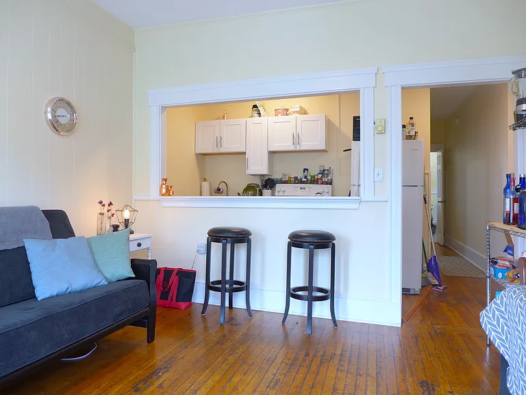 868 Huntington Ave #2 — Photo 6