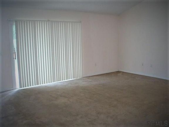 5th image of 83 Royal Oak Dr