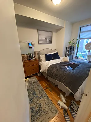 Rented by Bond New York | media 4