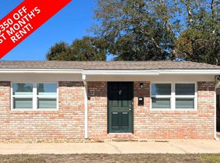 715 Greenwood St #B, Fort Walton Beach, FL 32547