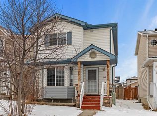 148 E Martin Crossing Cres NE, Calgary, AB T3J3S9