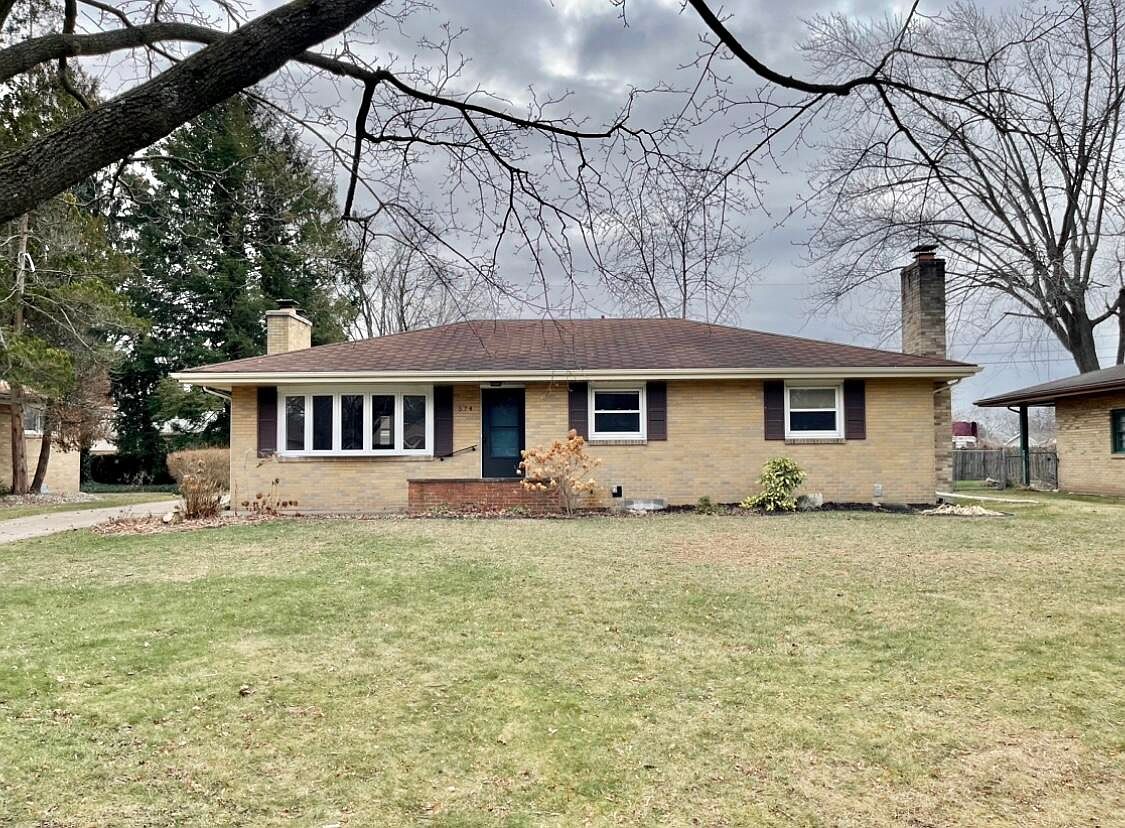 574 Eloise Dr, Benton Harbor, MI 49022 Zillow