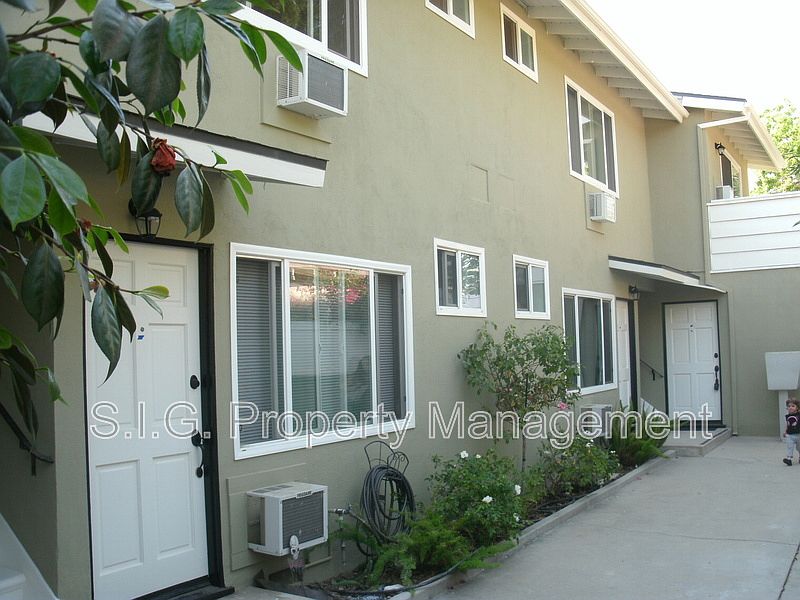 1st image of 2304 W Oak St APT E