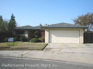 3704 Manila Ave, Clovis, CA 93612