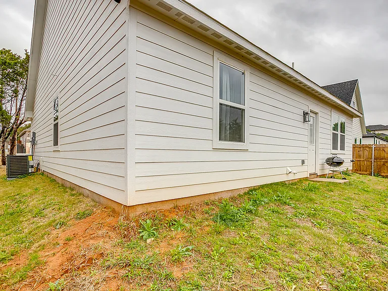 5626 Barkridge Dr — Photo 46