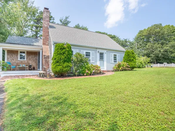 1 Bayberry Road, West Yarmouth, MA 02673